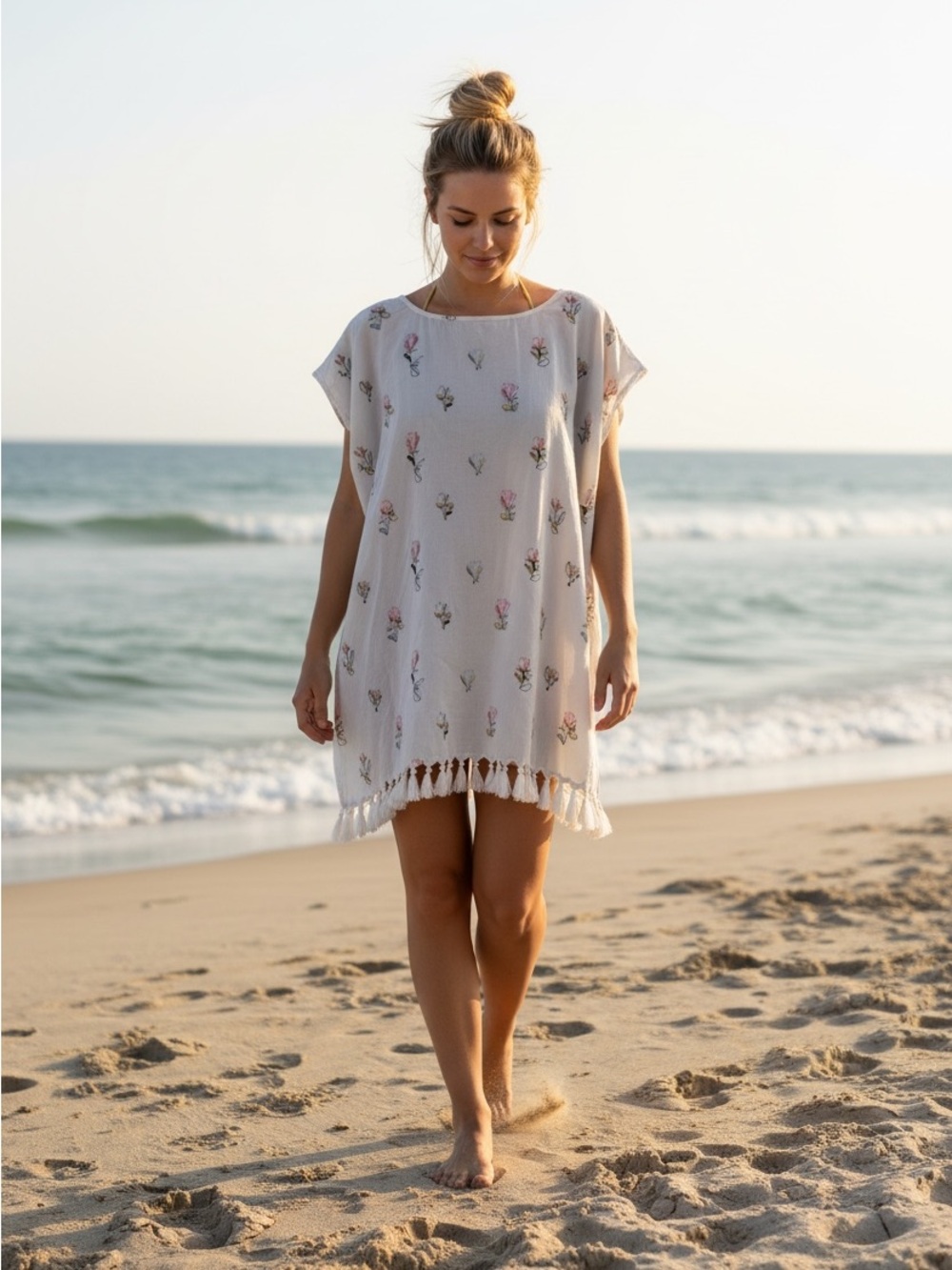 Roller Rabbit embroidered tunic coverup - Picture 2 of 9